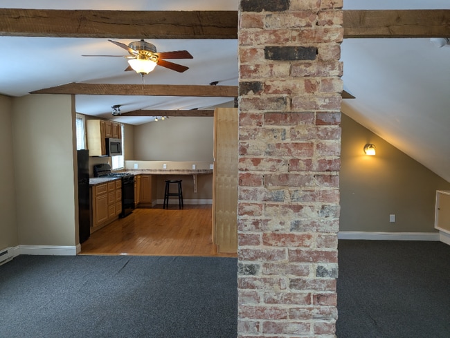 60 Dog Hill Rd, Unit B in Killingly, CT - Building Photo - Building Photo