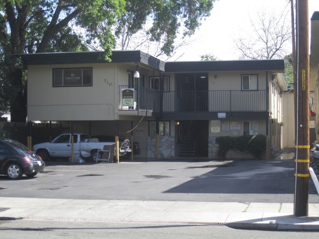 Edison Park Apartments in Stockton, CA - Building Photo - Building Photo