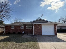 3938 SE 14th Pl in Del City, OK - Building Photo