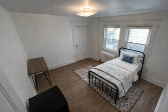 1221 Vine St in Scranton, PA - Foto de edificio - Building Photo