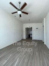 4112 E Kaweah Ave in Visalia, CA - Building Photo - Building Photo