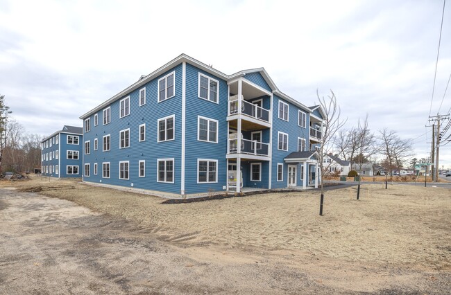 2-4 Diane Way in Windham, ME - Building Photo - Building Photo