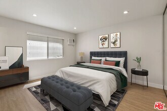 2401 S Sycamore Ave in Los Angeles, CA - Building Photo - Building Photo