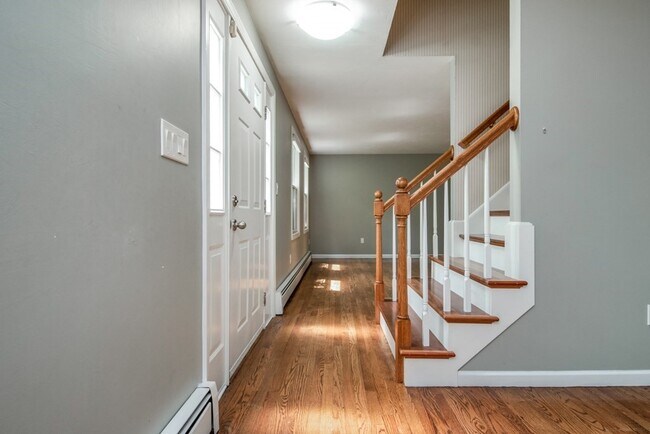 18 Ladyslipper Dr in Shrewsbury, MA - Building Photo - Building Photo