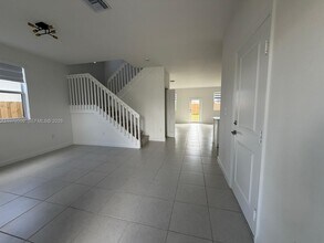 2638 SE 9th St in Homestead, FL - Building Photo - Building Photo