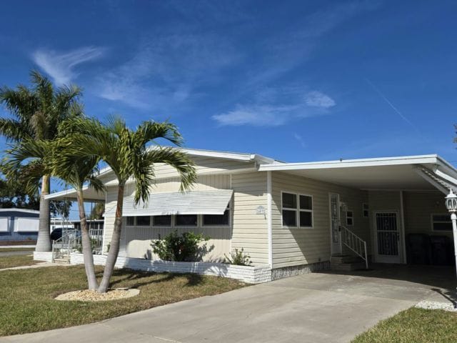 409 49th Ave Terrace W in Bradenton, FL - Building Photo - Building Photo