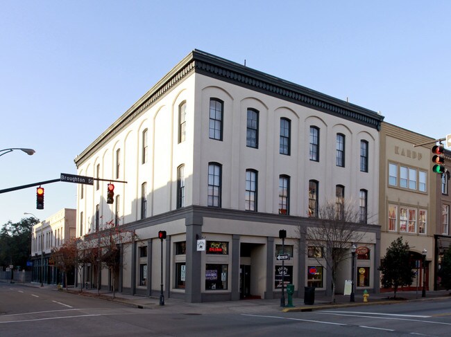Whitaker Condos in Savannah, GA - Building Photo - Building Photo