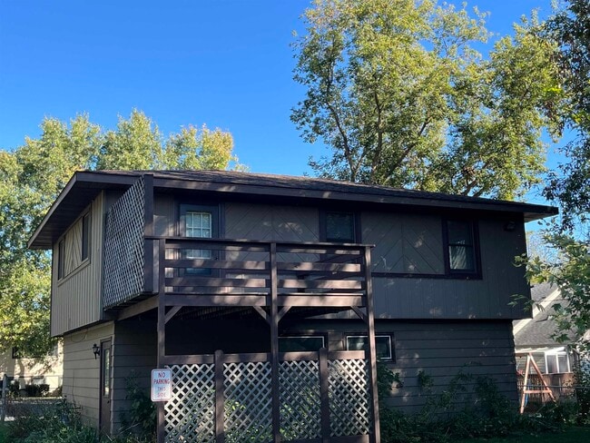 7210 Century Pl in Middleton, WI - Building Photo - Building Photo