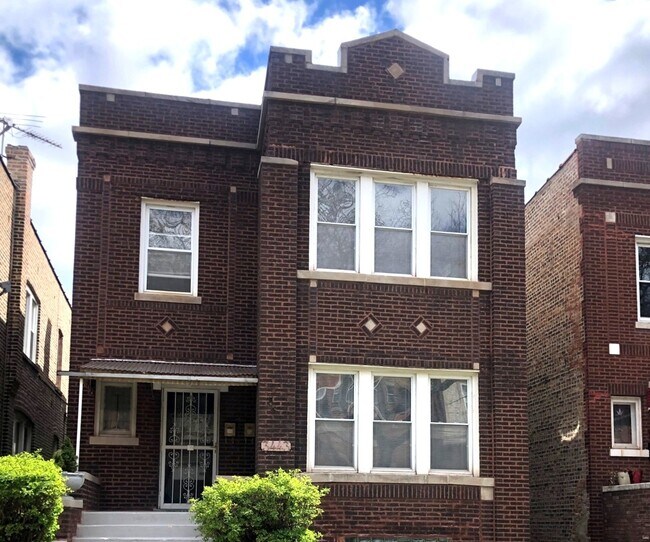property at 3443 N Monticello Ave