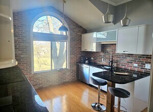 755 Golf Ln in Lake Barrington, IL - Building Photo - Building Photo