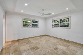 1000 E Camino Real in Boca Raton, FL - Building Photo - Building Photo