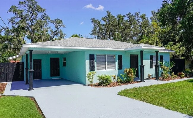 2006 E Hanna Ave, Unit 2006 E Hanna Ave in Tampa, FL - Building Photo - Building Photo