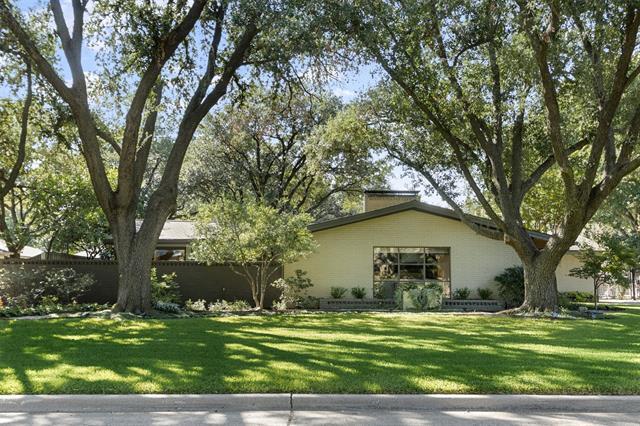 11207 Pinocchio Dr in Dallas, TX - Building Photo - Building Photo