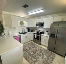 19986 E Pennsylvania Ave in Dunnellon, FL - Foto de edificio - Building Photo