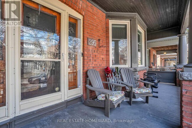 295 Wright Ave in Toronto, ON - Building Photo - Building Photo