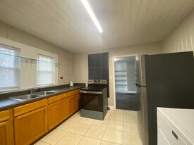 8261 US-78 in Bremen, GA - Building Photo