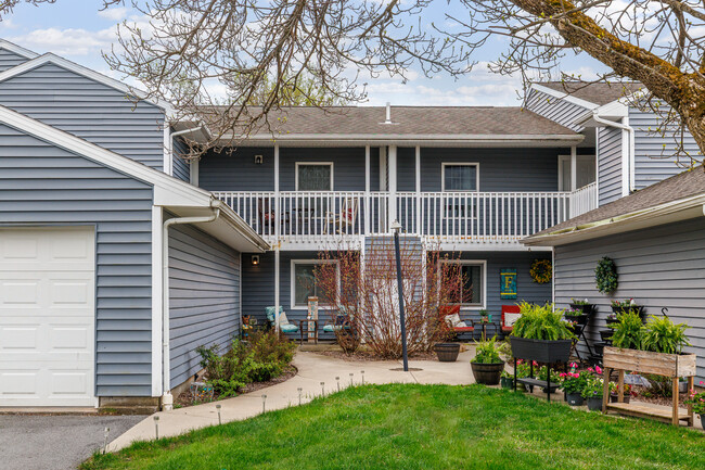 9035 South Riva Ridge Loop