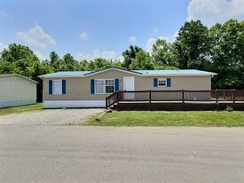 953 Lucky Lane in Barboursville, WV - Building Photo