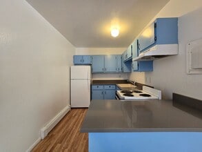 812 Cam De Monte Rey in Santa Fe, NM - Building Photo - Building Photo