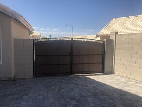 9146 W Evans Dr in Peoria, AZ - Building Photo - Building Photo