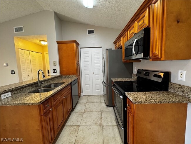 property at 2226 Arbour Walk Cir