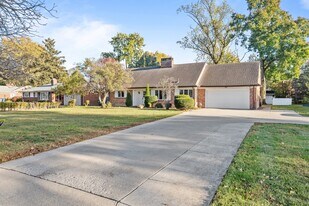 3735 Heatherdowns Blvd in Toledo, OH - Building Photo