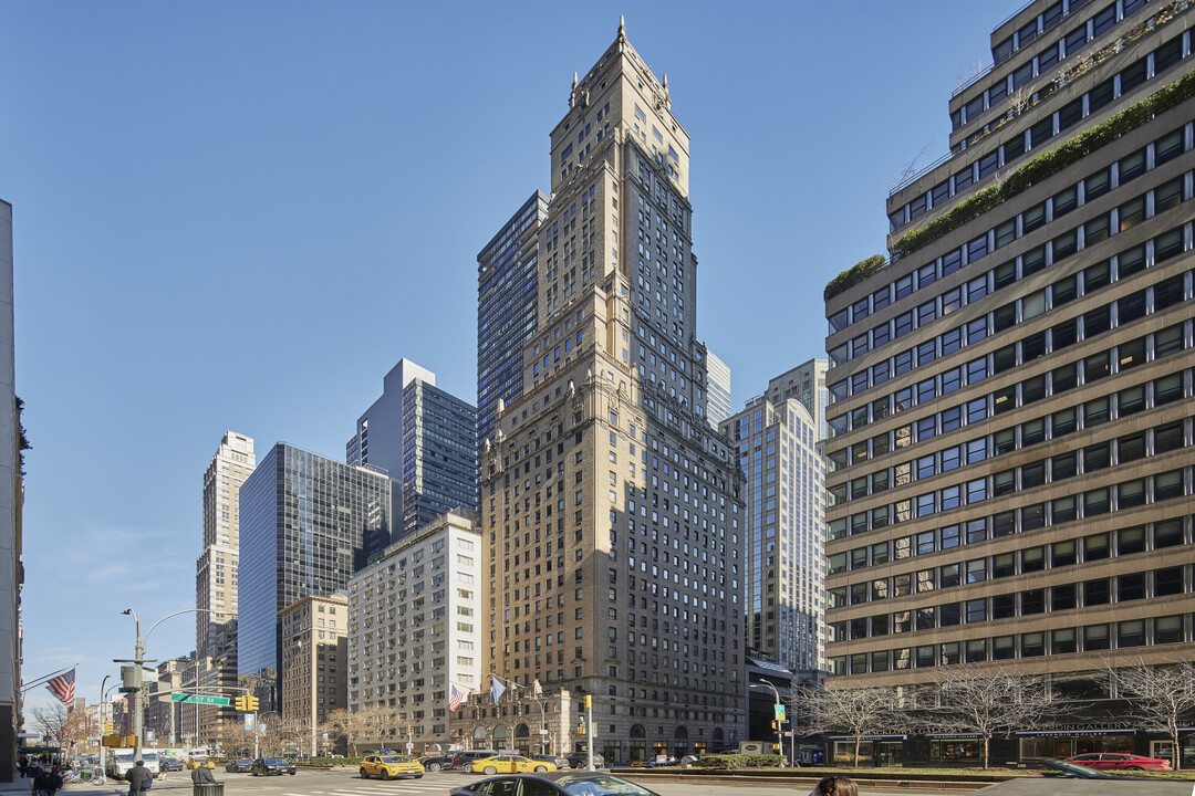 The Ritz Tower in New York, NY - Building Photo