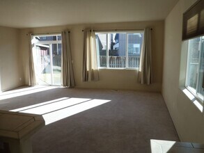 844 NE Locksley Dr in Bend, OR - Building Photo - Building Photo