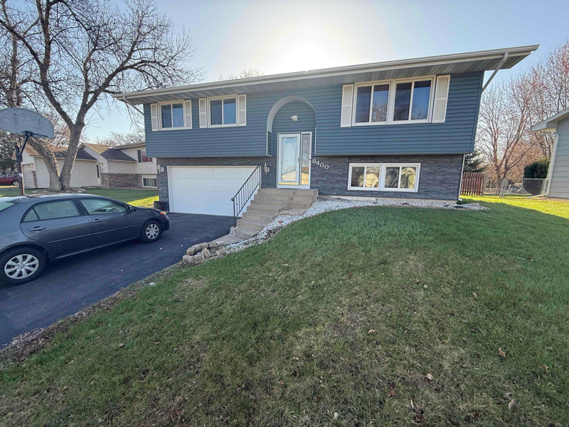 8400 Kentucky Ave N in Minneapolis, MN - Building Photo