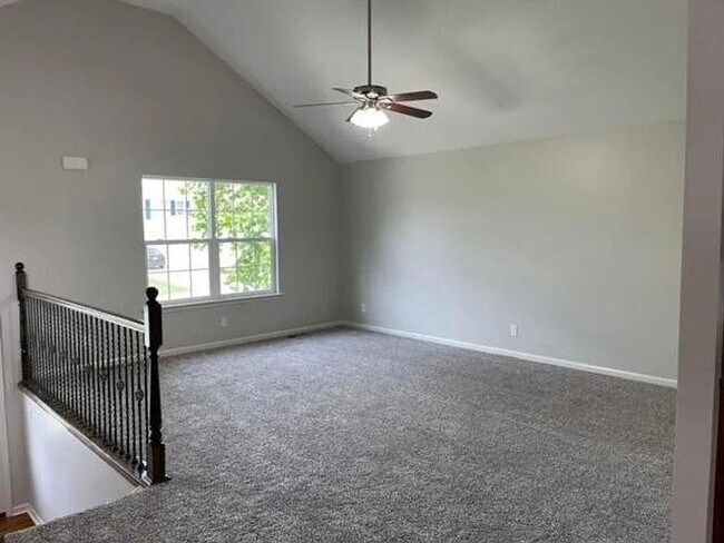 2415 Shenandoah Dr in Leavenworth, KS - Building Photo - Building Photo