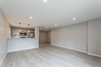 260 Randolph Ave in Jersey City, NJ - Building Photo - Building Photo