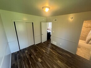 8833 S 360 E in Sandy, UT - Building Photo - Building Photo