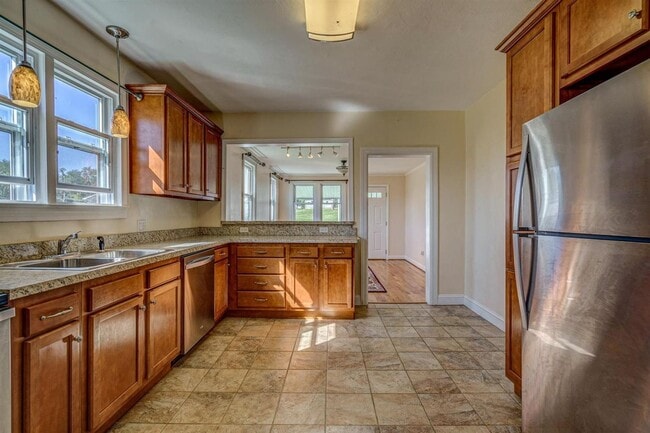 4332 Old Mountain Rd NE in Roanoke, VA - Building Photo - Building Photo