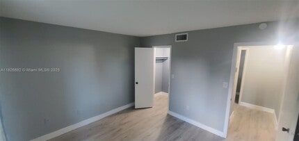 14840 Naranja Lakes Blvd in Homestead, FL - Building Photo - Building Photo