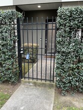 1721 Hickory St, Unit Room 2 in Houston, TX - Building Photo - Building Photo
