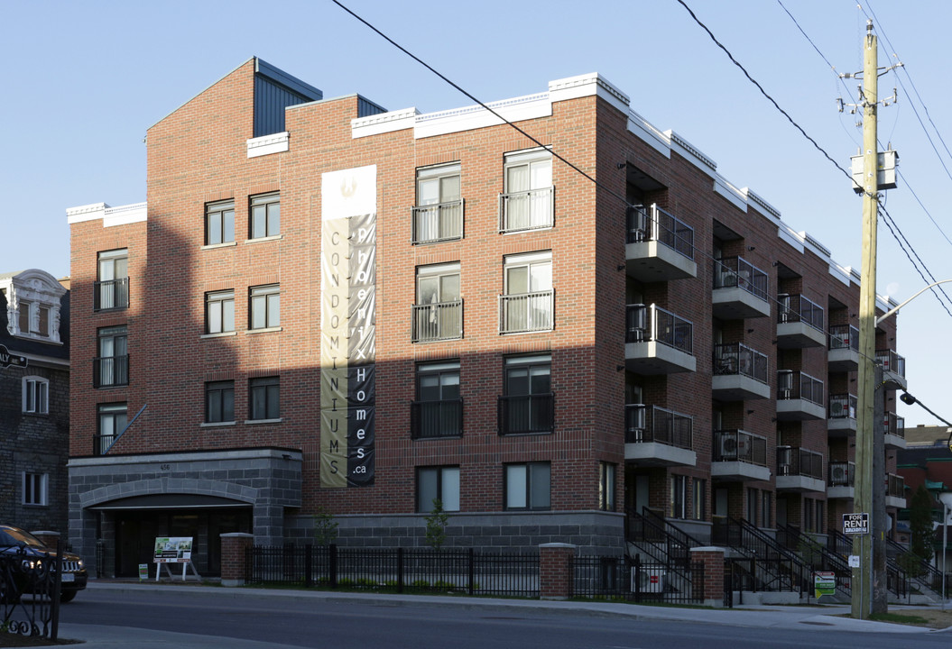 Daly Square Condominiums in Ottawa, ON - Building Photo