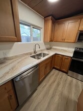 908 Oak Ave in Davis, CA - Building Photo - Building Photo