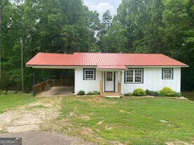 2637 Carl Dr in Gainesville, GA - Building Photo