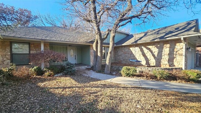 1212 Knights Bridge Rd in Edmond, OK - Building Photo - Building Photo