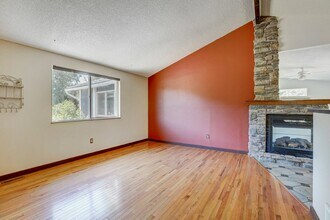 19065 W 59th Dr in Golden, CO - Building Photo - Building Photo