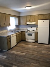 2220 Harsh Ave SE in Massillon, OH - Building Photo - Building Photo