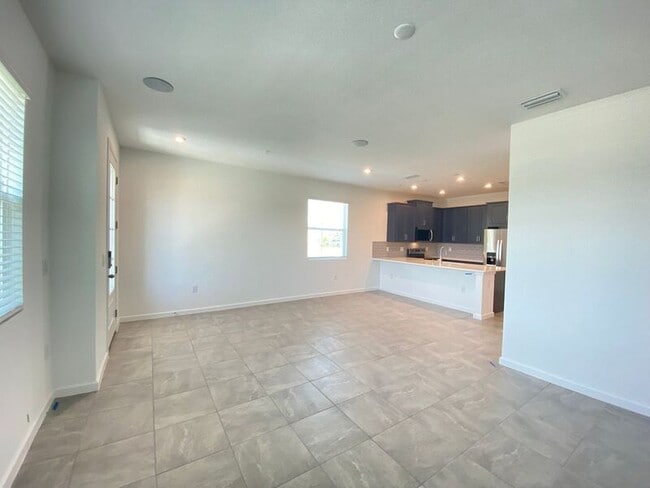 4196 Sadler Rd in Apopka, FL - Building Photo - Building Photo