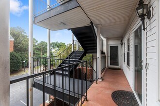 107 Westover Ave in Norfolk, VA - Building Photo - Building Photo