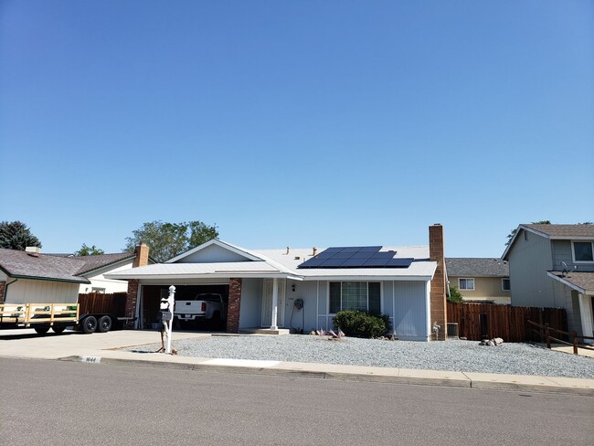 property at 1644 Fieldcrest Dr