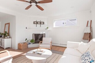 36 Middlebury St in Stamford, CT - Building Photo - Building Photo