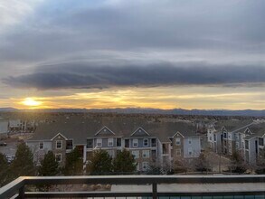 10184 Park Meadows Dr in Lone Tree, CO - Building Photo - Building Photo