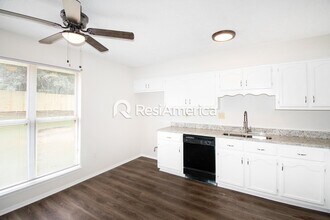 6493 Farley Dr W in Olive Branch, MS - Building Photo - Building Photo