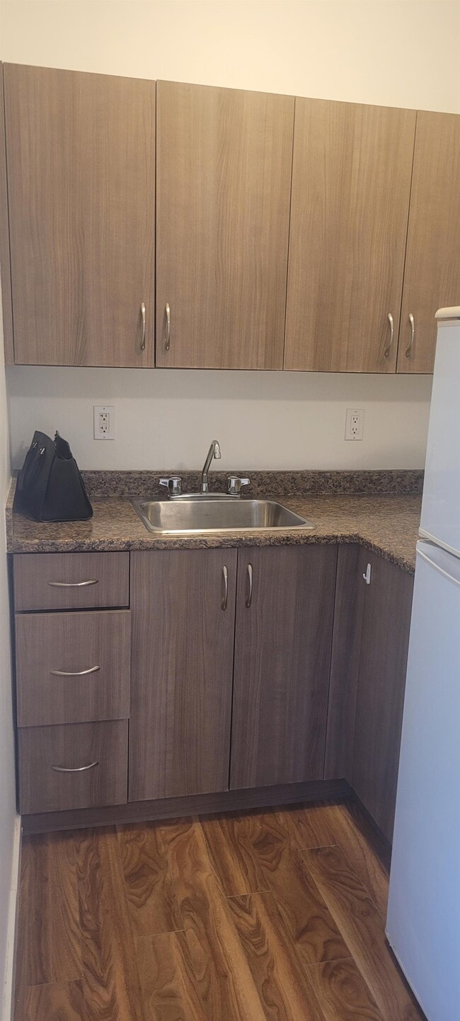 property at 971-971 Finlayson St