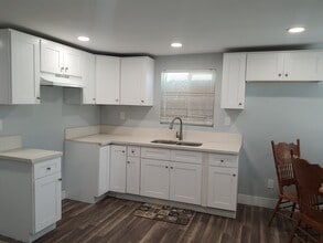 6538 San Vincente St, Unit 6538 in Paramount, CA - Foto de edificio - Building Photo