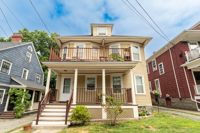 15 Castleton St, Unit 2